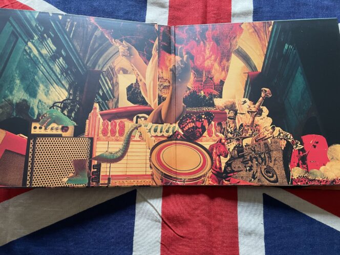 Oasis - Dig Out Your Soul - Image 4