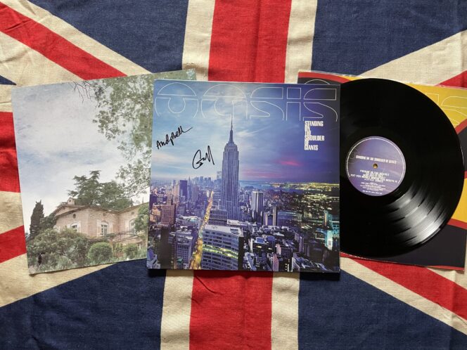Oasis - Standing On The Shoulder Of Giants - Image 5